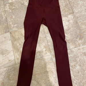 Lululemon zoned in tight